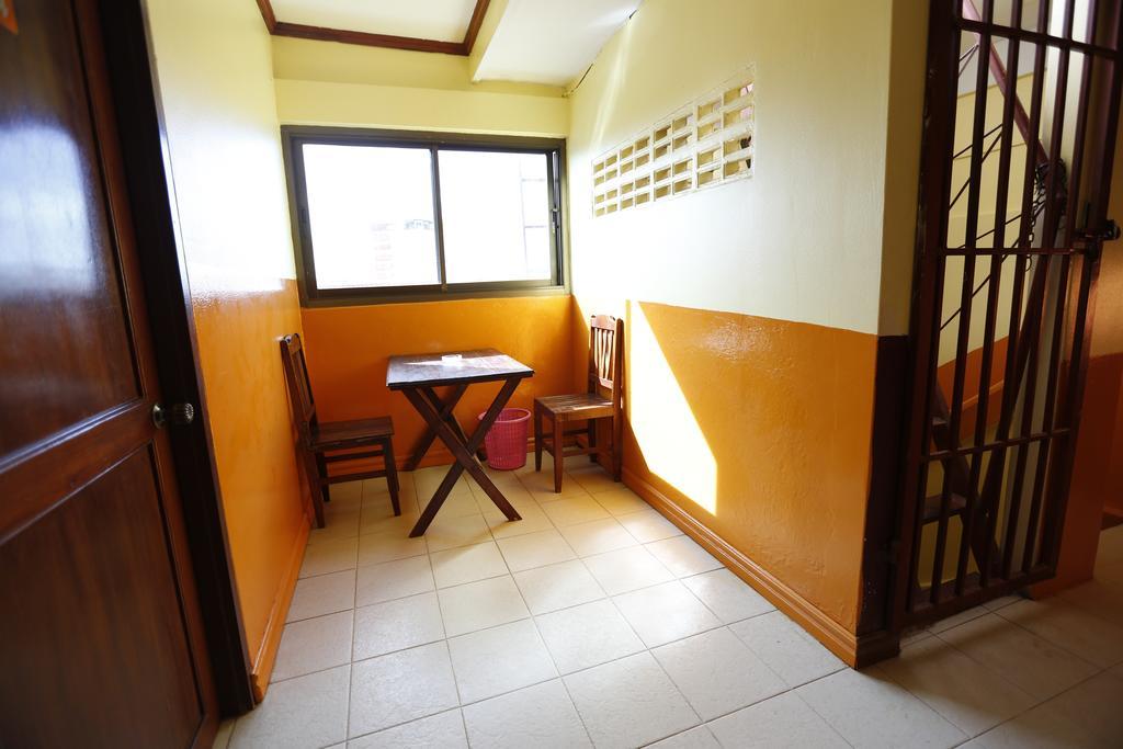 Intouch Guest House เวียงจันทน์ ภายนอก รูปภาพ
